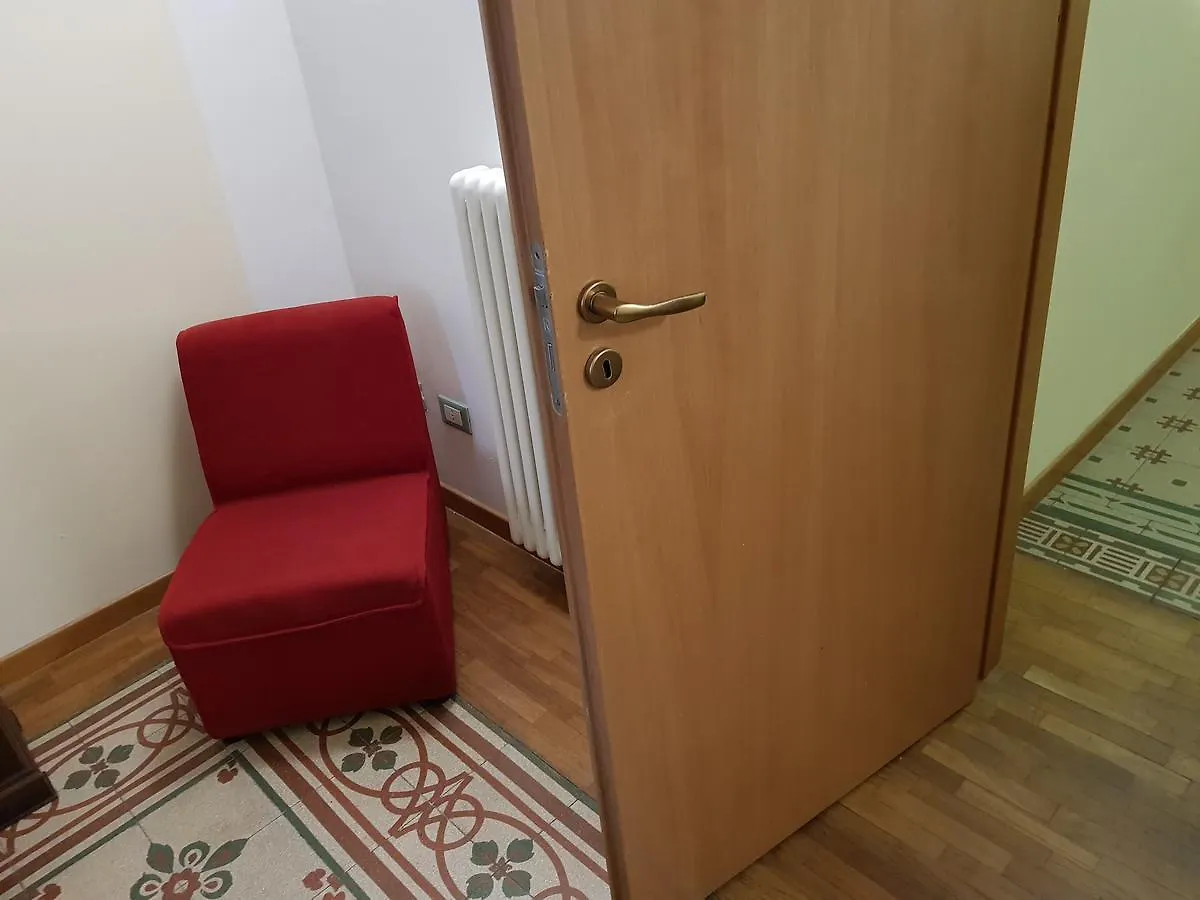 مبيت وإفطار باليرمو Porta Guccia 3*,