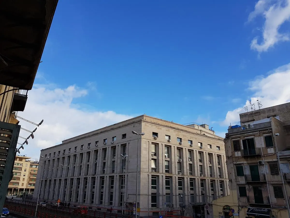 *** فندق مبيت وإفطار مبيت وإفطار باليرمو Porta Guccia إيطاليا